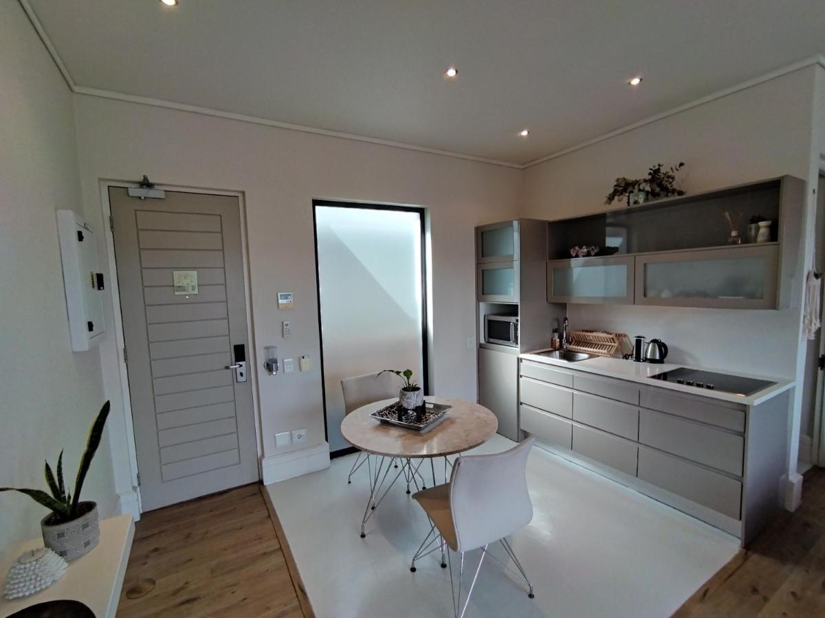 210 Gallery Luxury Studio Apartment Knysna Exterior foto