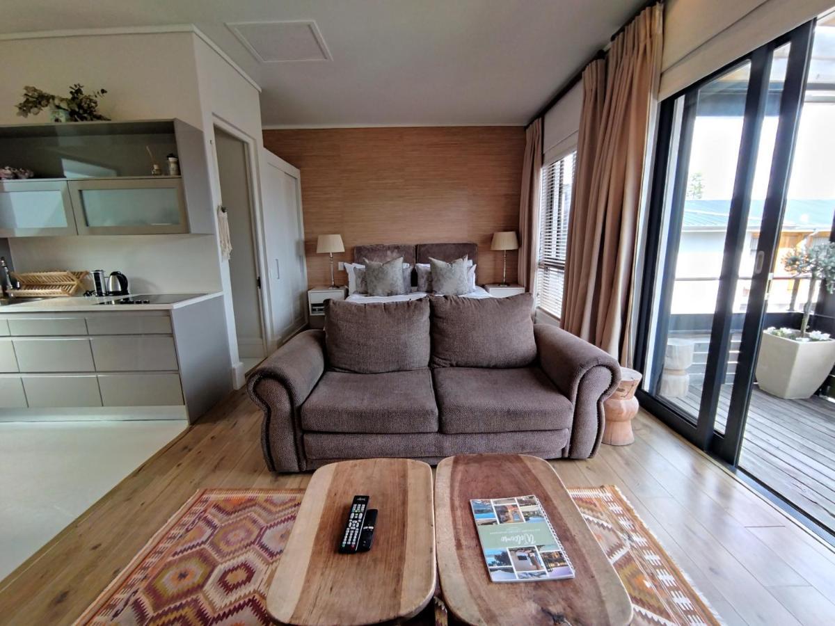 210 Gallery Luxury Studio Apartment Knysna Exterior foto